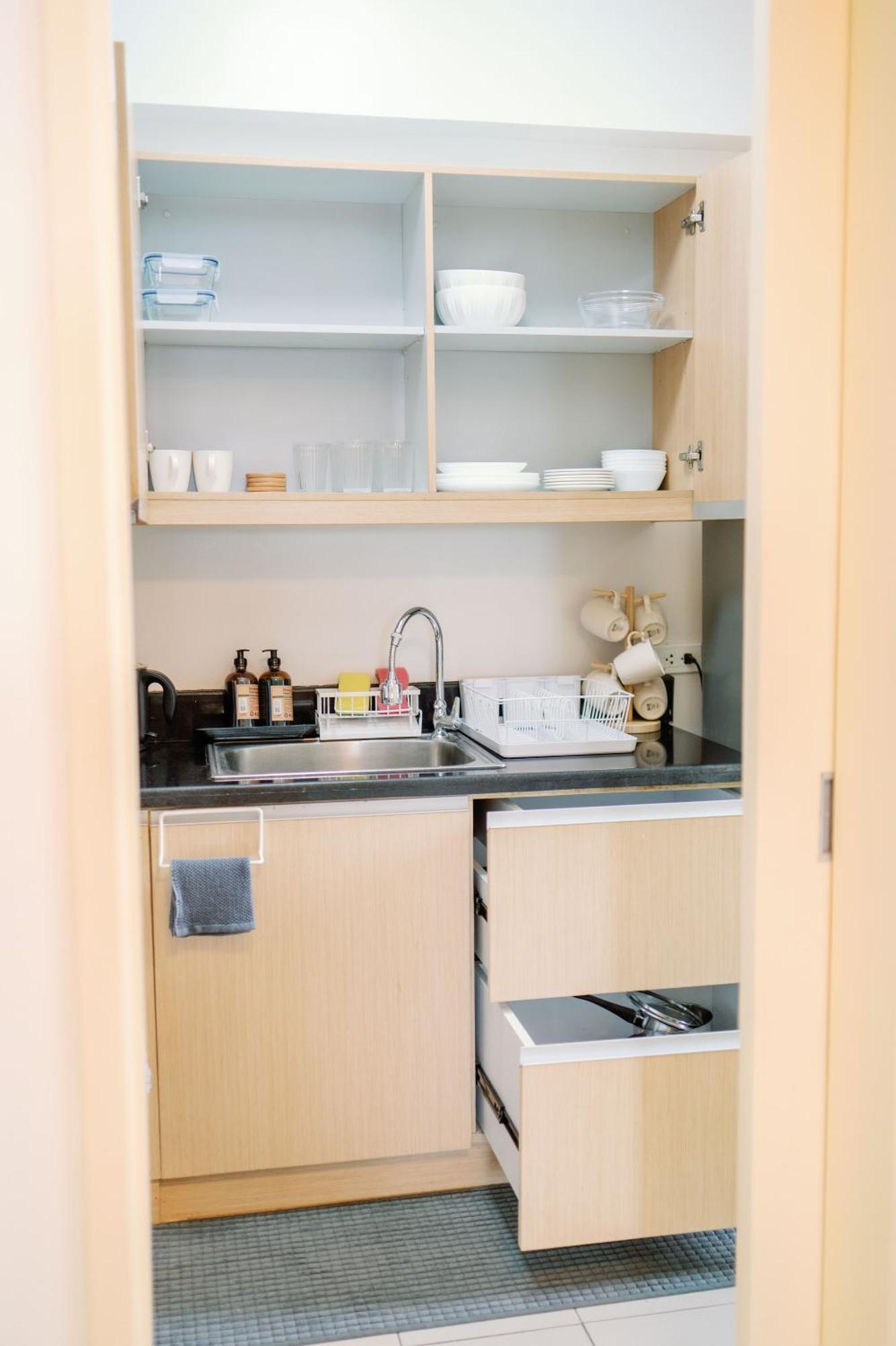Cozy 2-Bedroom At South Of Market Soma Bgc Near Sm Aura, Market! Market! & Bonifacio High Street Taguig Kültér fotó