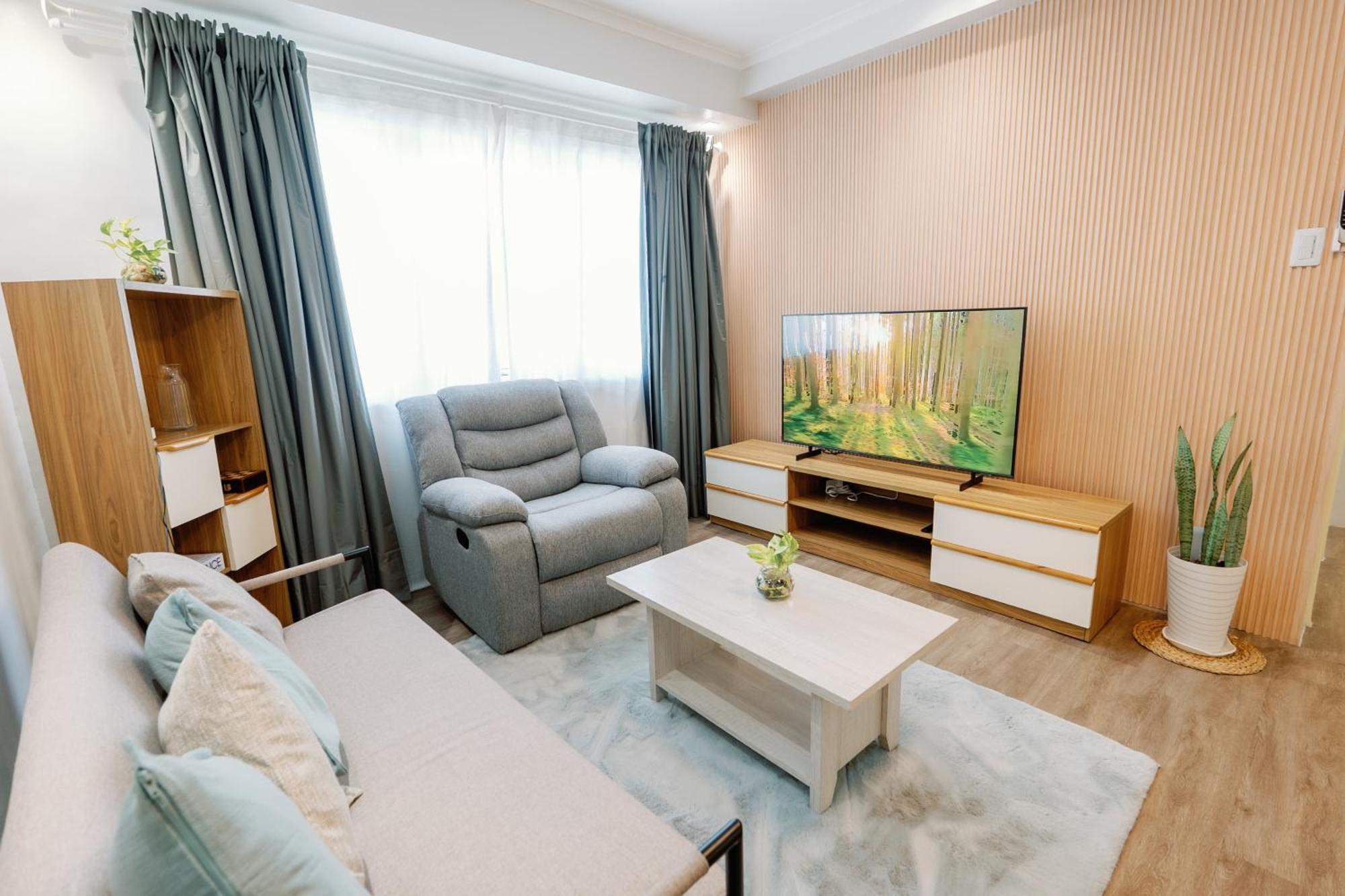 Cozy 2-Bedroom At South Of Market Soma Bgc Near Sm Aura, Market! Market! & Bonifacio High Street Taguig Kültér fotó