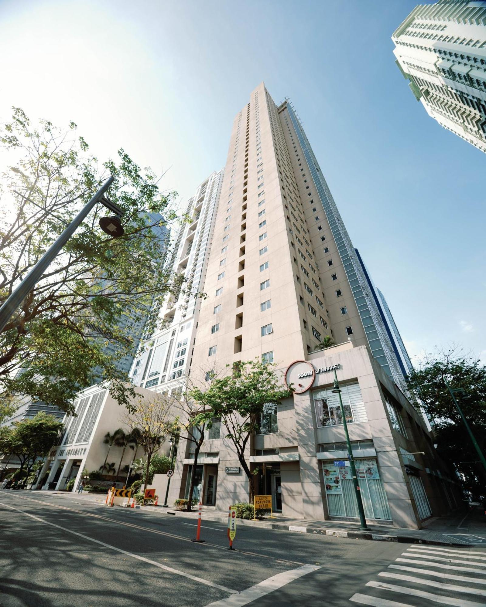 Cozy 2-Bedroom At South Of Market Soma Bgc Near Sm Aura, Market! Market! & Bonifacio High Street Taguig Kültér fotó