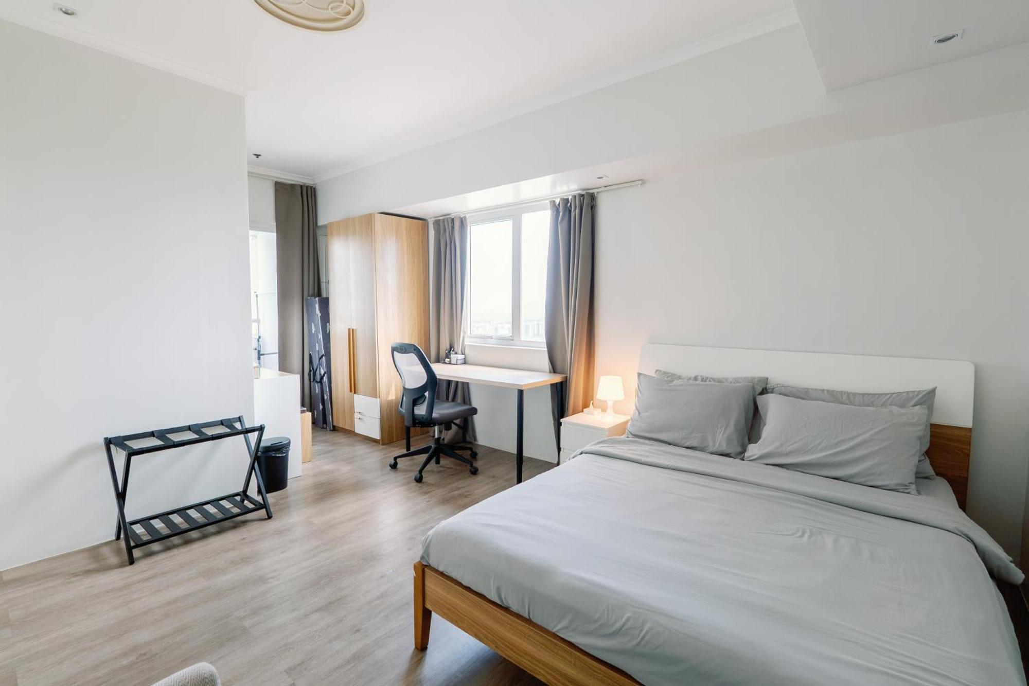 Cozy 2-Bedroom At South Of Market Soma Bgc Near Sm Aura, Market! Market! & Bonifacio High Street Taguig Kültér fotó